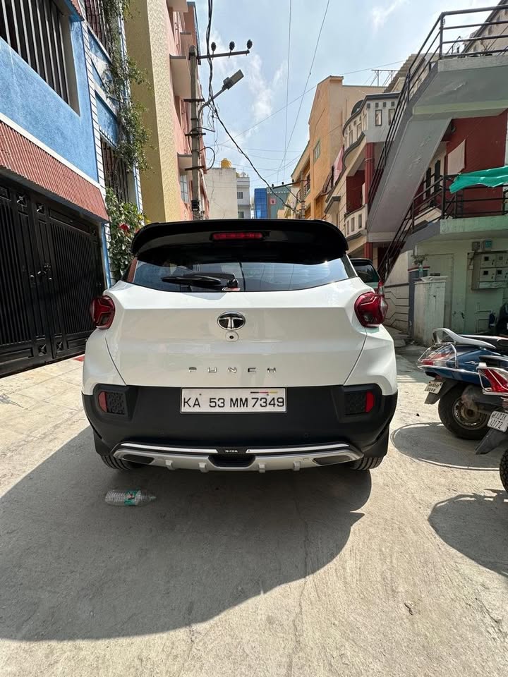 π Tata Punch Creative for Sale in Bangalore β 2024 Model | Single Owner | Sunroof | Manual 5 Tata Punch Dual Tone Sunroof