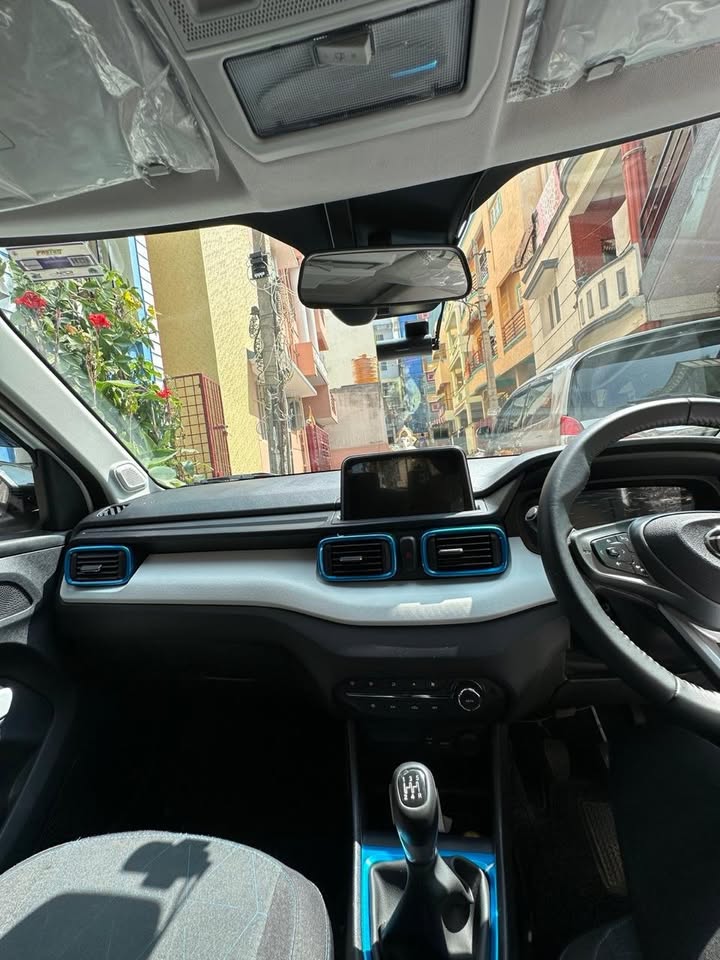 π Tata Punch Creative for Sale in Bangalore β 2024 Model | Single Owner | Sunroof | Manual 3 Pre-Owned Tata Punch with Sunroof