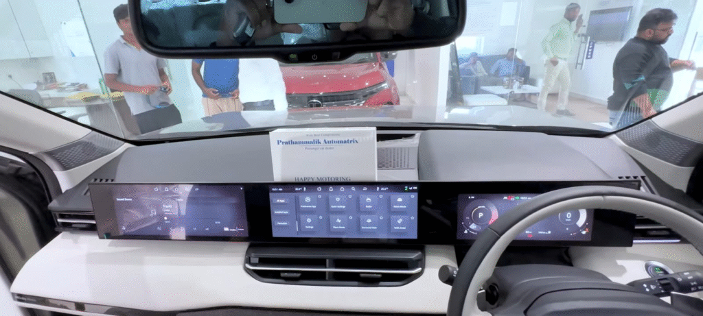 Tata Sierra 2025 Review India: Design, Features, Price & Real-World Verdict 5 digital driver display