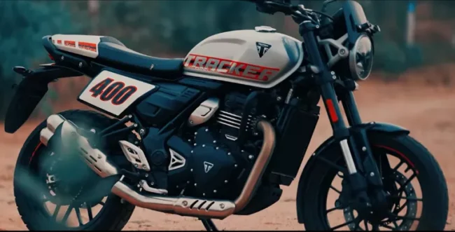 Triumph Tracker 400 in India Expected Price Specs Mileage and Review 4 Triumph Tracker 400 double barrel exhaust and premium side panel badging