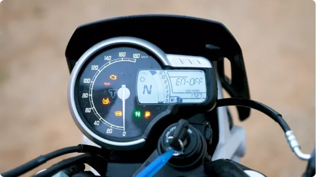 Triumph Tracker 400 in India Expected Price Specs Mileage and Review 6 Triumph Tracker 400 instrument cluster display with analog speedometer and digital screen